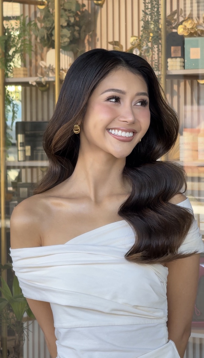 UF Styles bridal look with polished waves and makeup